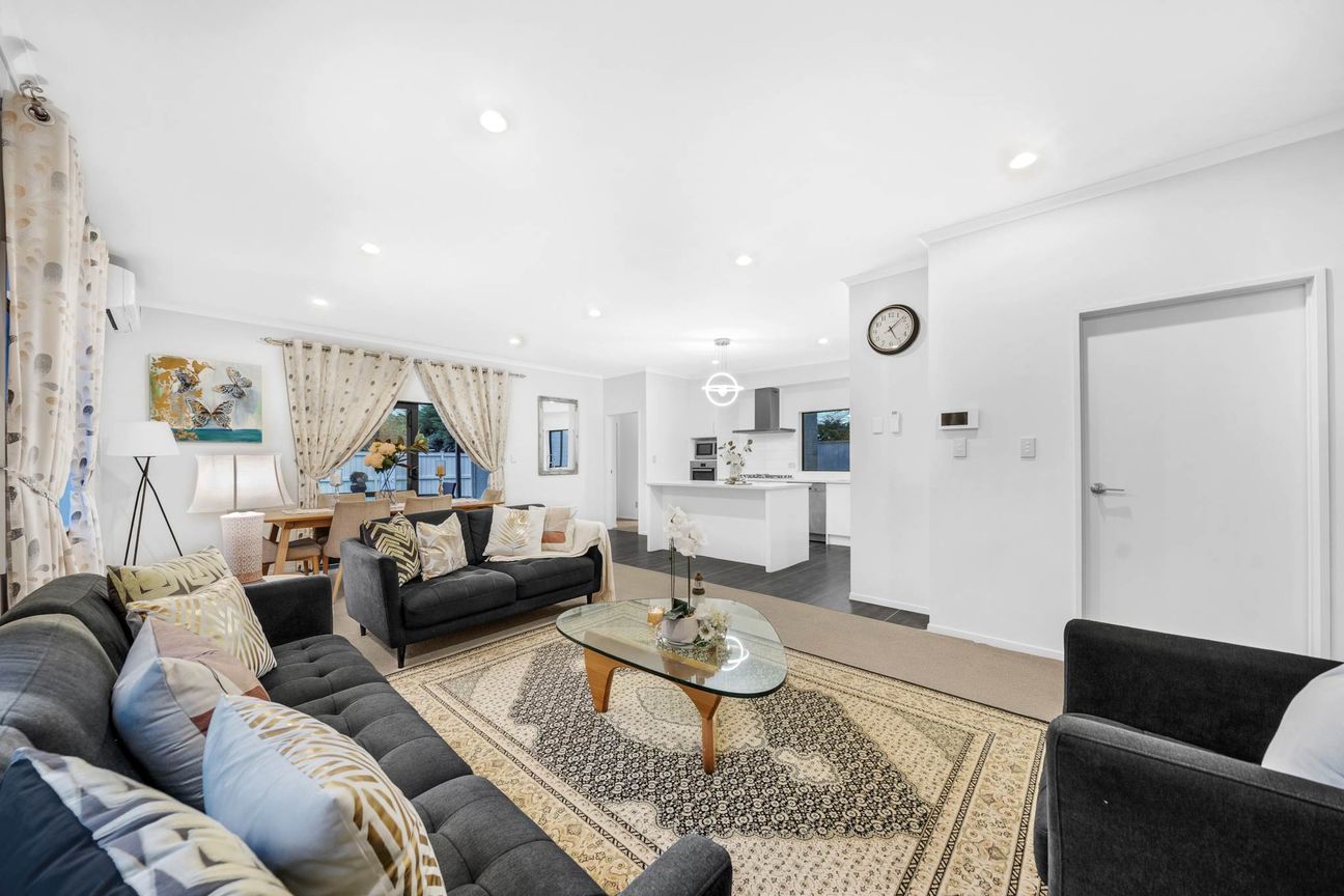 Solid Brick Family Living in a Prime Location – pohled 6