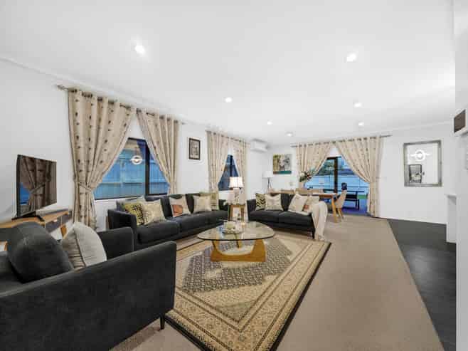 133 Flat Bush School Road, Flat Bush