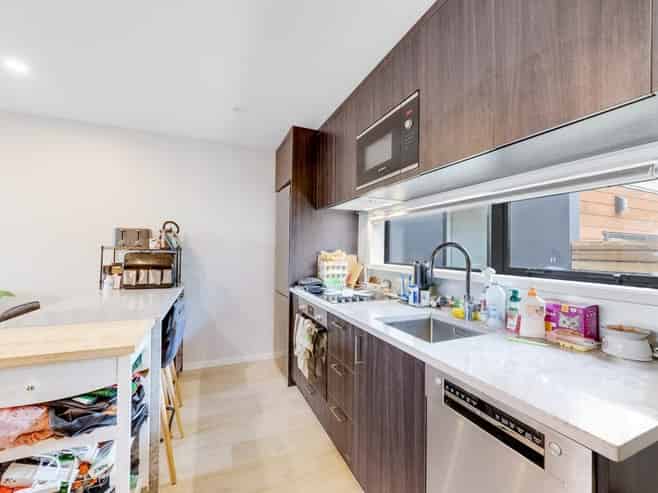2/15 Parson Lane, Papatoetoe