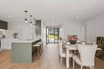 111 McLarin Road, Glenbrook