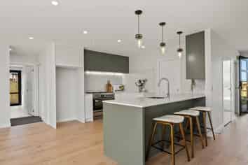 111 McLarin Road, Glenbrook