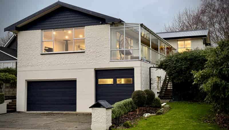 54 Montrose Street, Gladstone