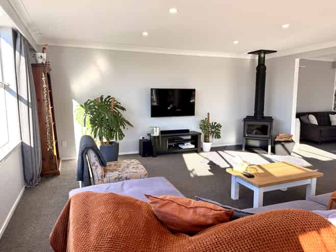 54 Montrose Street, Gladstone