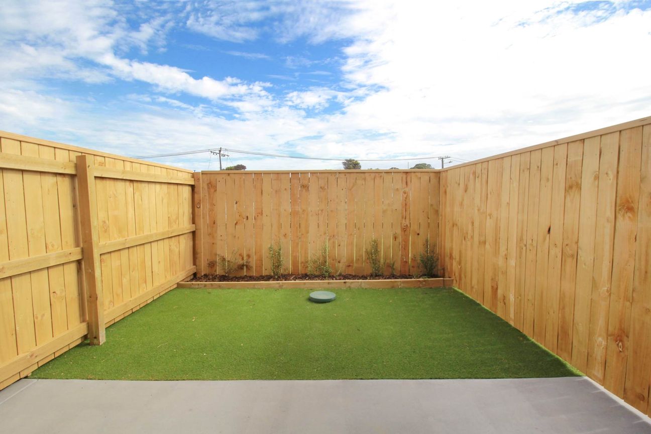 STUNNING HOME IN PRIME LOCATION - Fler