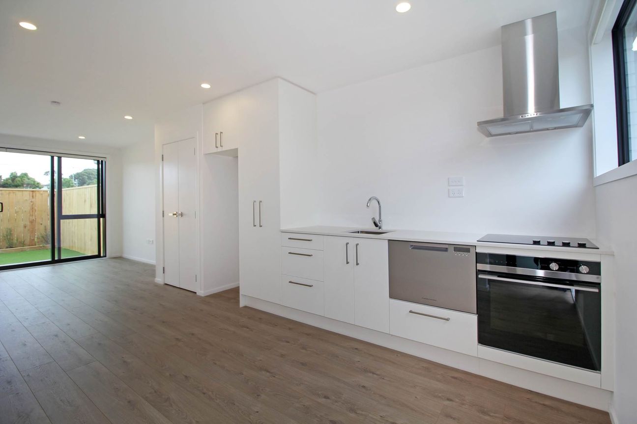 STUNNING HOME IN PRIME LOCATION - Widok 3