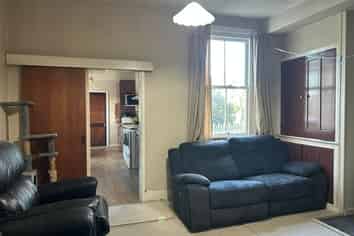 504 Collins Rd, Lincoln