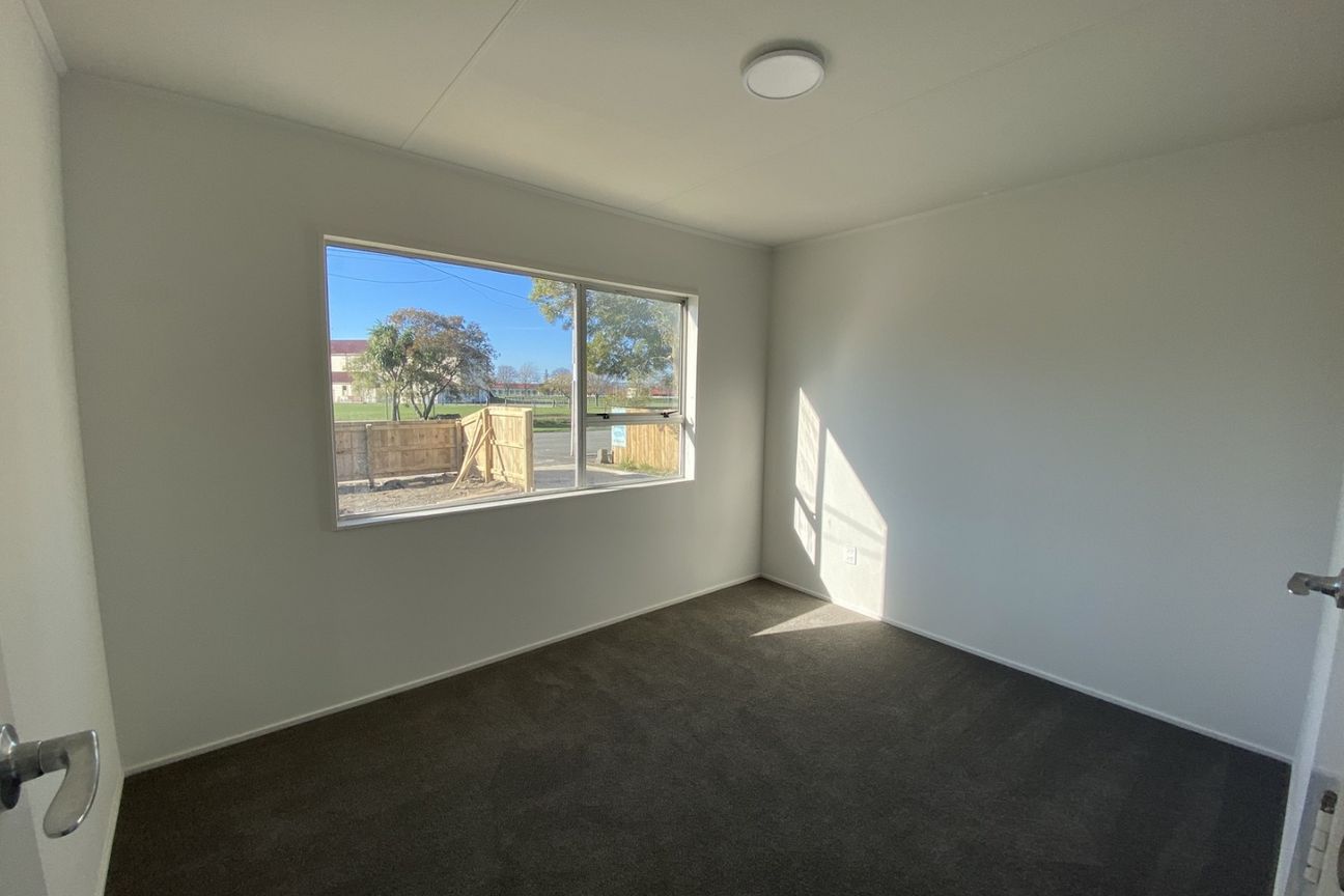 Newly Renovated & Sunny in Popular Solway - Ansicht 5