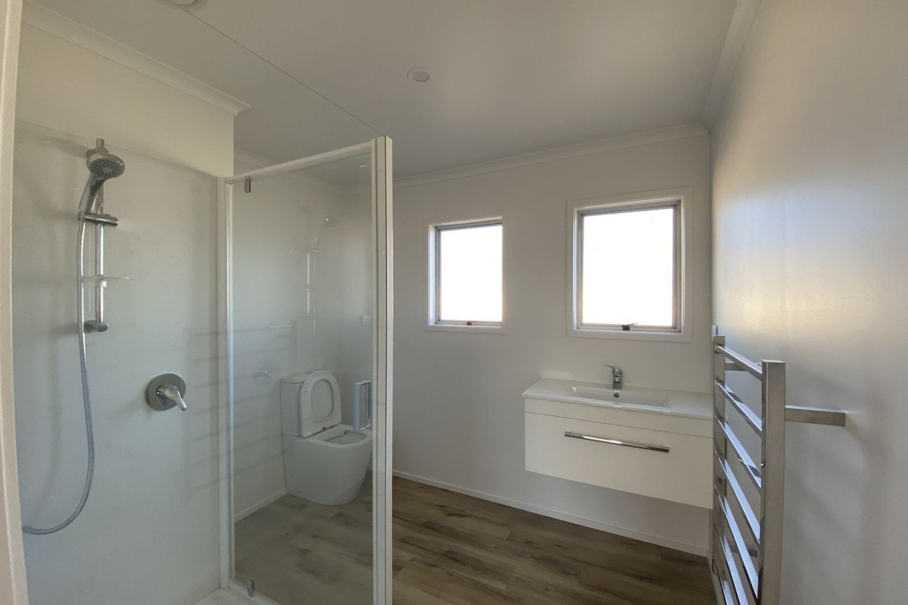 Newly Renovated & Sunny in Popular Solway - Ansicht 4