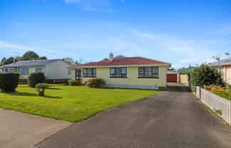 82 High Street, Eltham