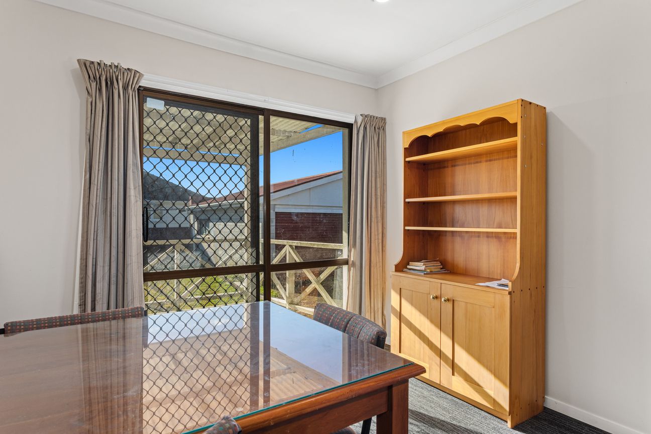 Brick, Ali Joinery, Rewired - Vista 5