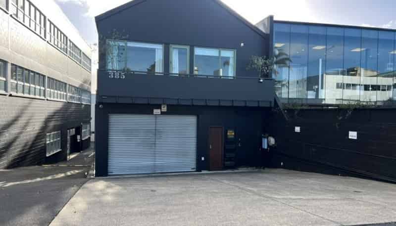 385 New North Road, Kingsland
