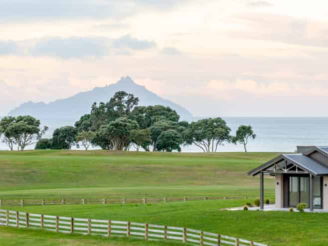3295 State Highway 1, Waipu