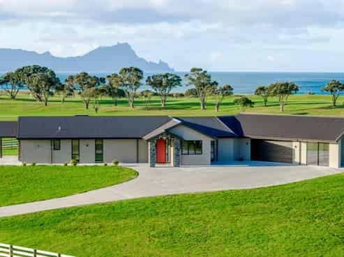 3295 State Highway 1, Waipu