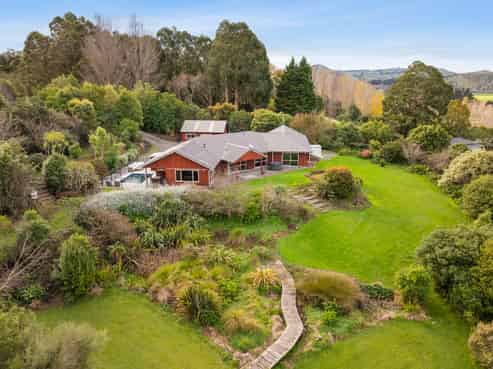 33 Nikau Heights, Masterton