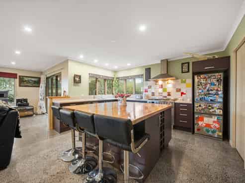 33 Nikau Heights, Masterton
