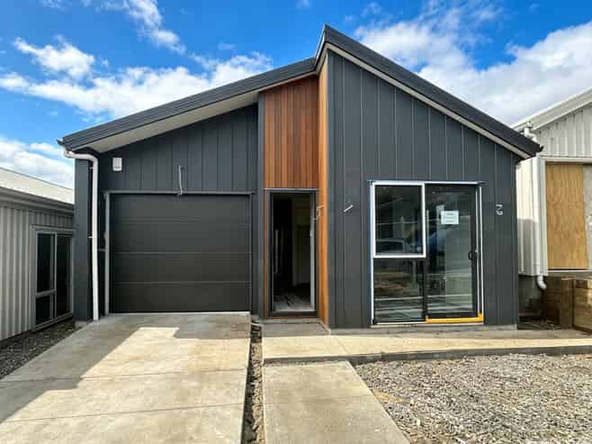 8 Kopu Road, Orewa