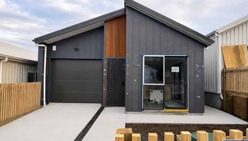 8 Kopu Road, Orewa
