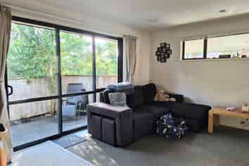 22A Araminta Place, Beachlands