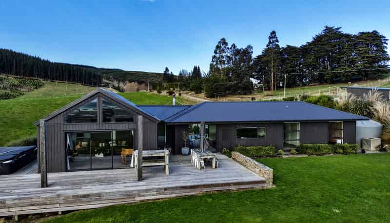 127 Bell Road, Dipton