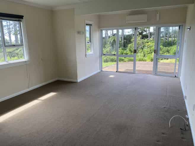 Taranaki - Address withheld