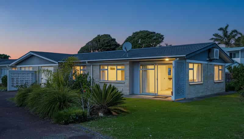 2b/66 Ocean Road, Ohope