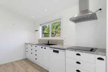 2b/66 Ocean Road, Ohope