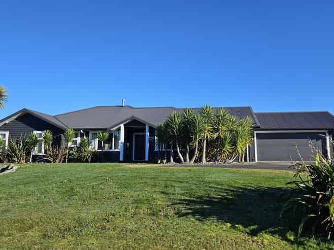 6 Oakdale Drive, Kinloch