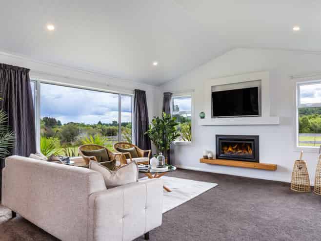 6 Oakdale Drive, Kinloch