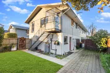 10/82 Bishop Street, Saint Albans