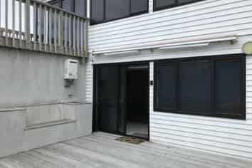 329B Oceanbeach Road (DONWSTAIRS), Mount Maunganui