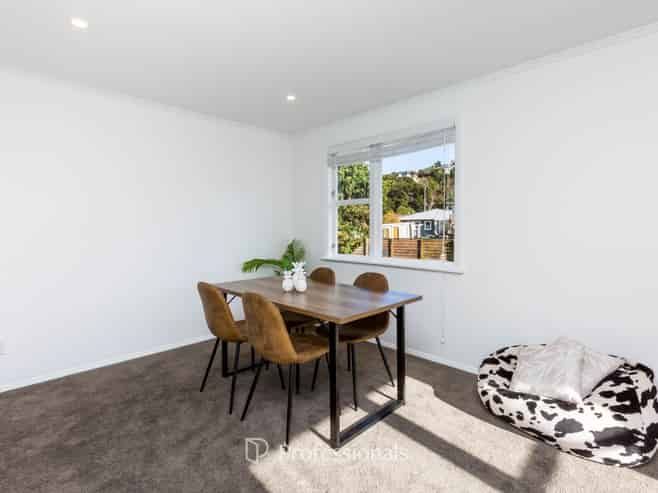 56 Thomas Street, Stokes Valley