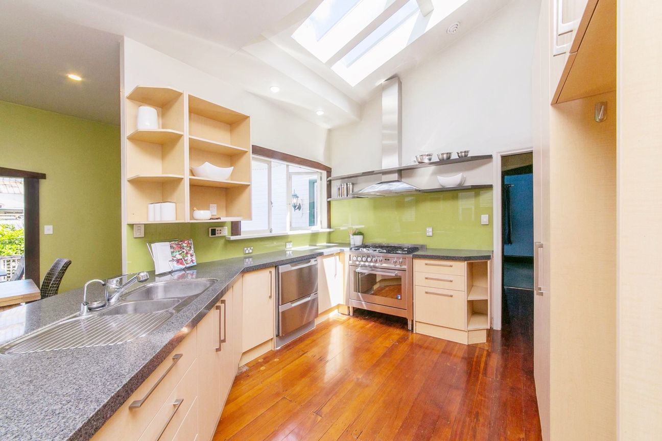Private, Spacious & Full of Character - A Home That Ticks All the Boxes! - Aanzicht 6