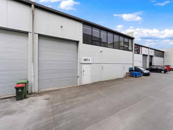 CRL-connected commercial asset