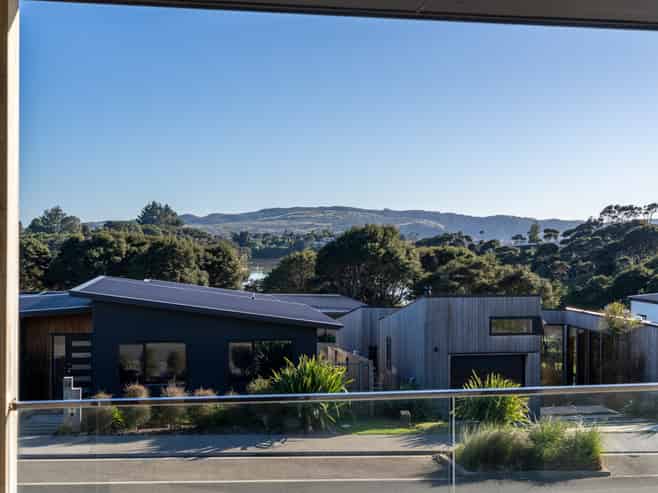 31 Omahina Street, Raglan