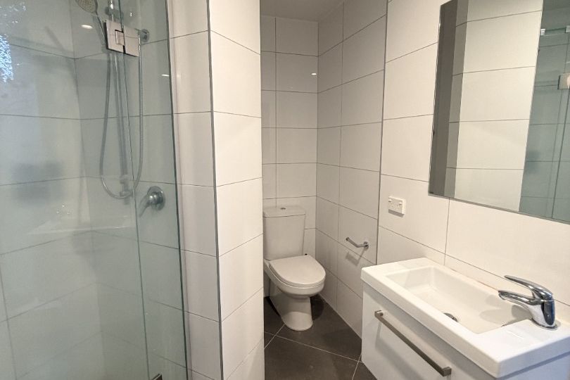 Modern One Bedroom Apartment in Prime Location - Widok 6