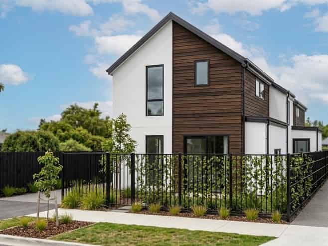 7 Hutcheson Street, Sydenham