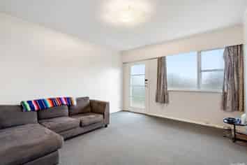 4/57A Mountain View Road, Morningside