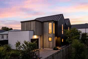 261c Edgeware Road, Saint Albans