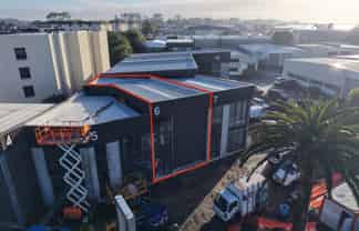 Brand new industrial unit - 189sqm