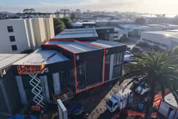 Brand new industrial unit - 189sqm