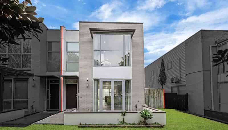 87 Popokatea Drive, Takanini