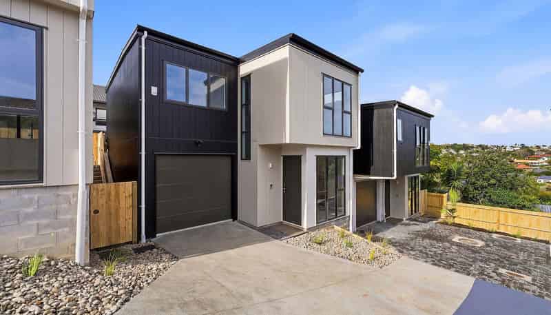 15 Montclair Rise, Browns Bay