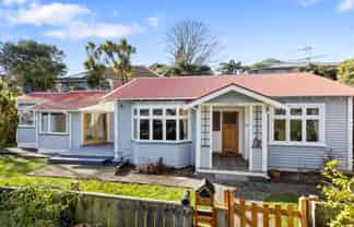 4 Eagle Street, Karori