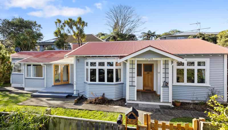 4 Eagle Street, Karori