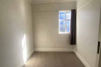 2/10 Lowe , Gisborne