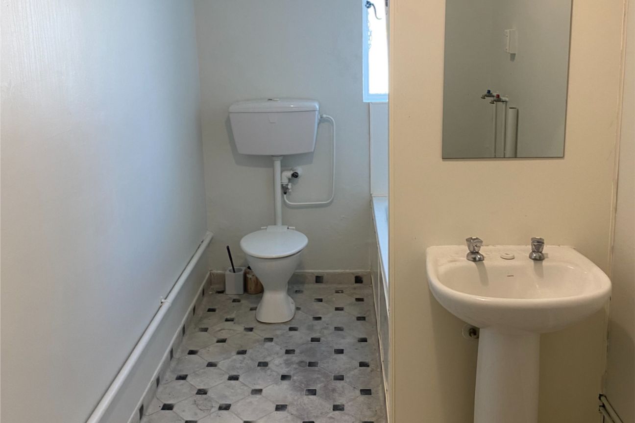 Freshly Updated Apartment Close to CBD – další