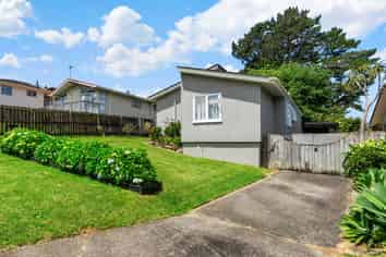 56 Glenbervie Crescent, Massey