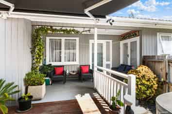 56 Glenbervie Crescent, Massey