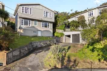 8 Totara Road, Miramar