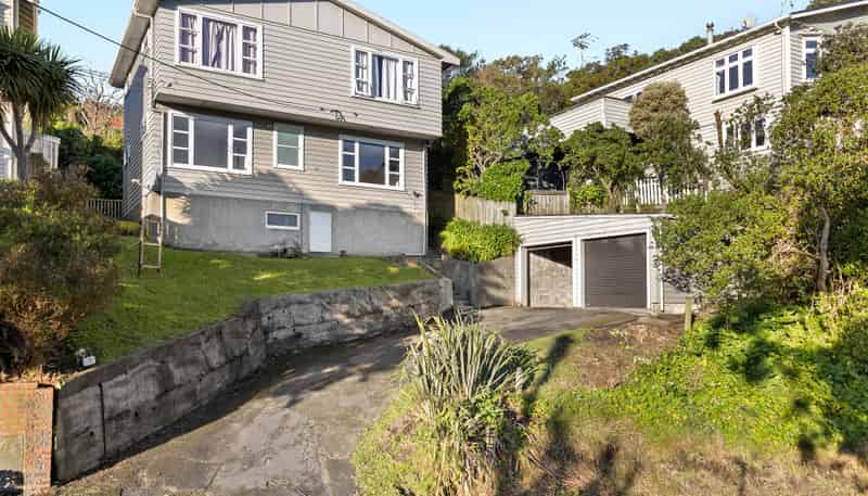 8 Totara Road, Miramar